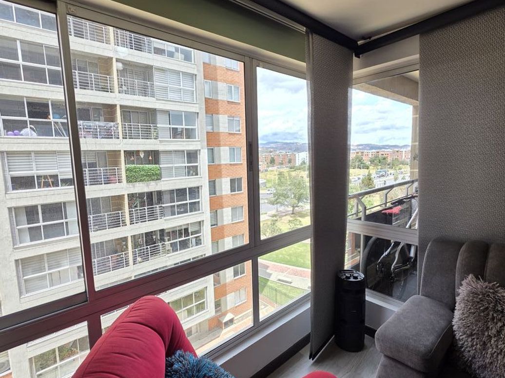 Apartamento de 3 alcobas en venta en El Tintal, Bogotá, 85 m² · foto 3 de 15