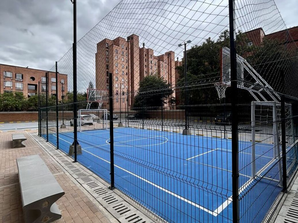 Apartamento de 2 alcobas en venta en Terminal De Transportes, Bogotá, 45 m² · foto 11 de 12
