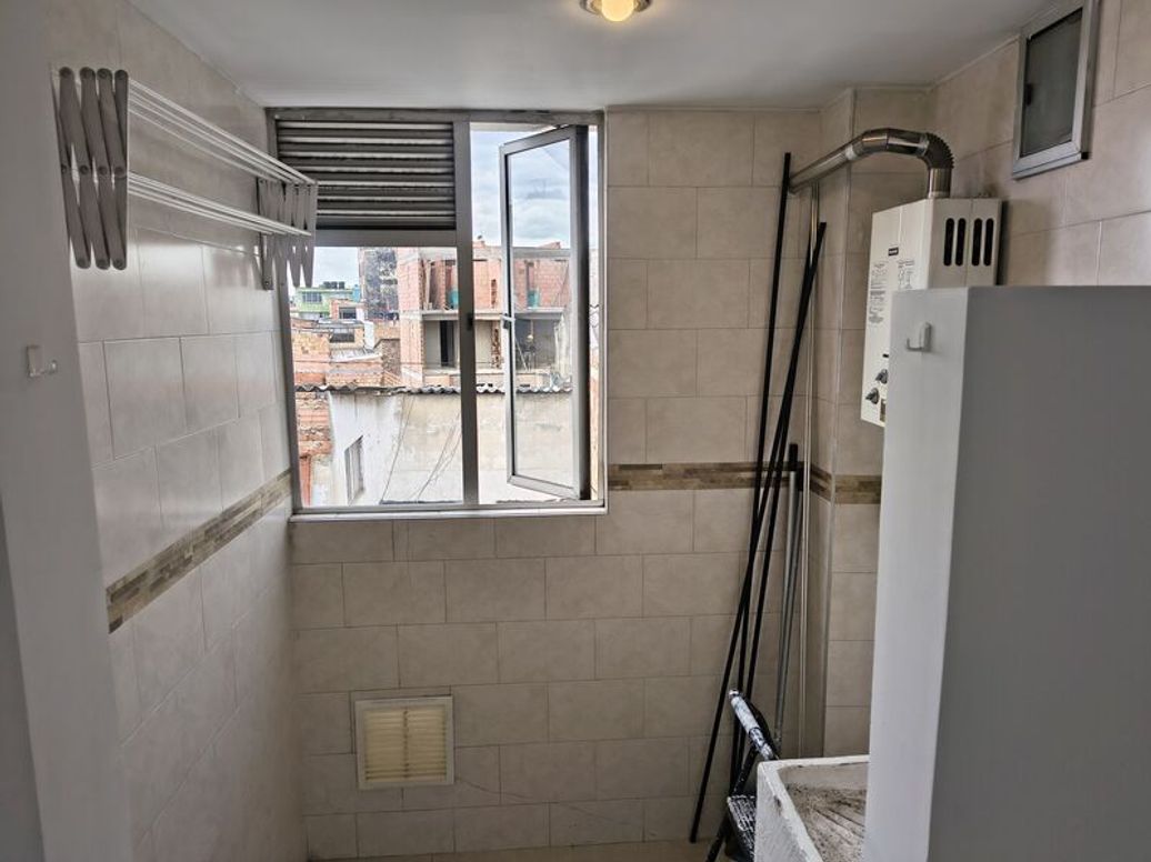 Apartamento de 2 alcobas en venta en Marsella, Bogotá, 53 m² · foto 5 de 14