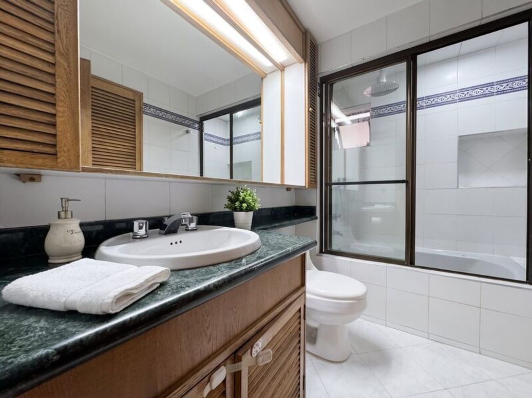 Apartamento de 2 alcobas en venta en Chico, Bogotá, 115 m² · foto 14 de 16