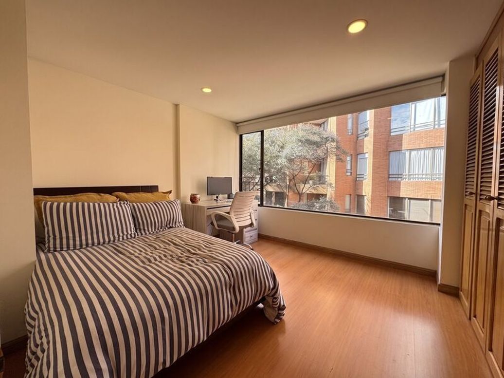 Apartamento de 2 alcobas en venta en Chico, Bogotá, 115 m² · foto 15 de 16