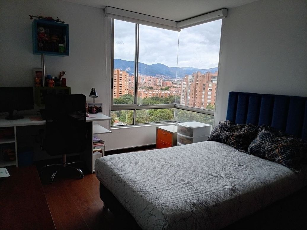 Apartamento de 3 alcobas en venta en El Plan, Bogotá, 141 m² · foto 18 de 20
