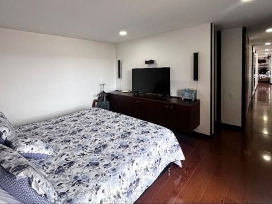 Apartamento de 3 alcobas en venta en El Plan, Bogotá, 141 m² · foto 16 de 20