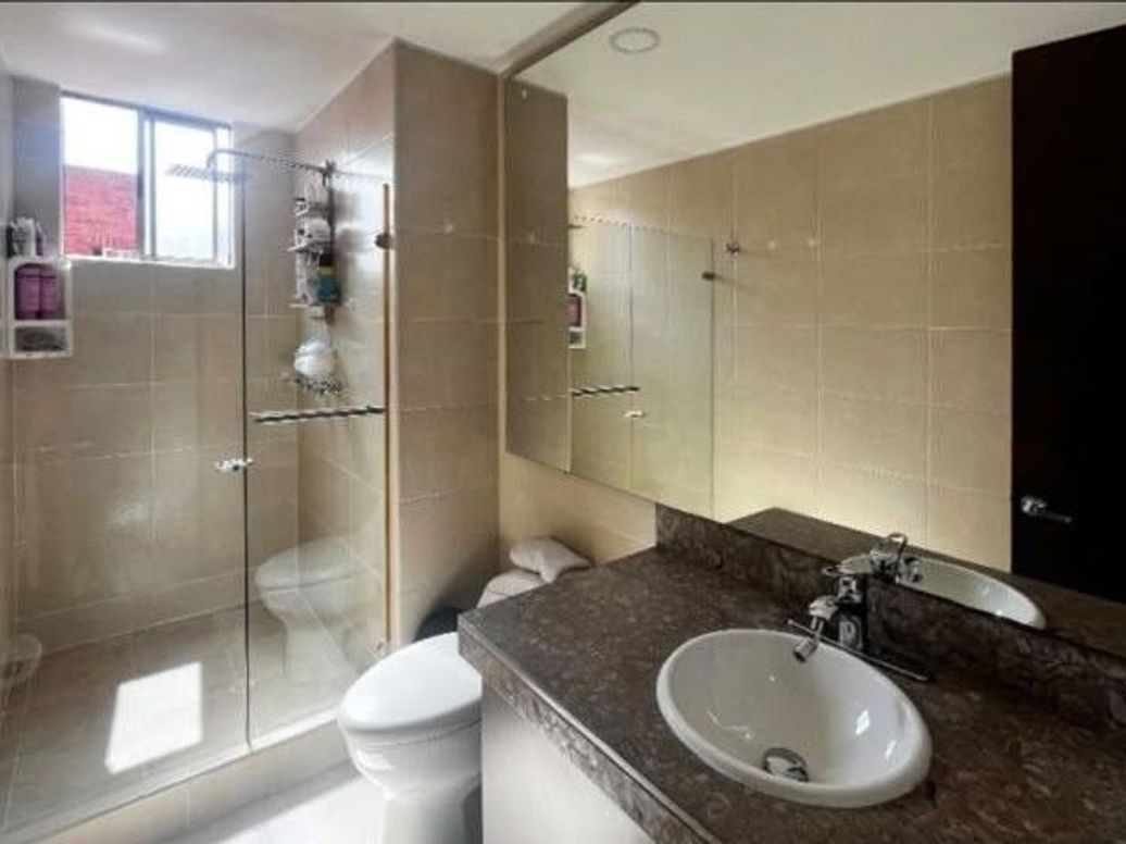 Apartamento de 3 alcobas en venta en El Plan, Bogotá, 141 m² · foto 19 de 20