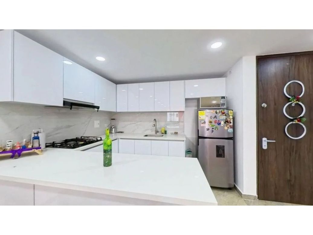 Apartamento de 2 alcobas en venta en Usaquén, Bogotá, 73 m² · foto 4 de 10
