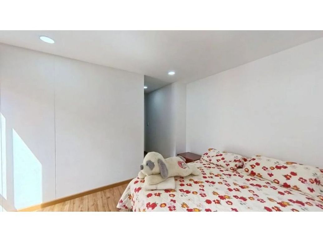Apartamento de 2 alcobas en venta en Usaquén, Bogotá, 73 m² · foto 10 de 10