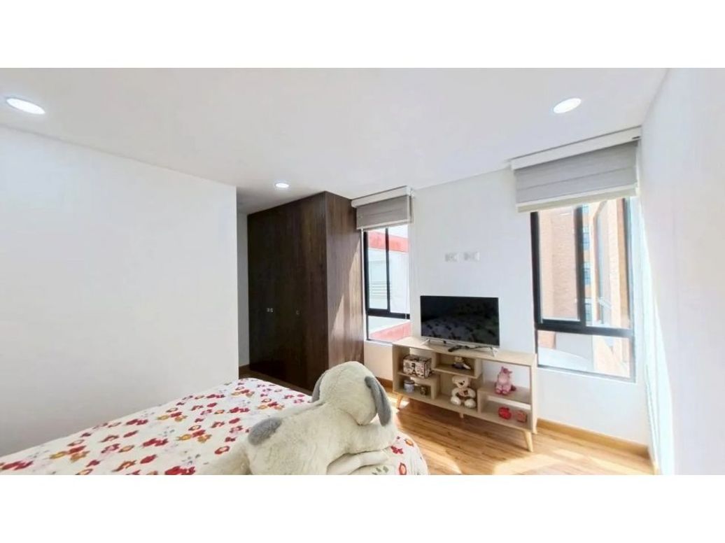 Apartamento de 2 alcobas en venta en Usaquén, Bogotá, 73 m² · foto 9 de 10