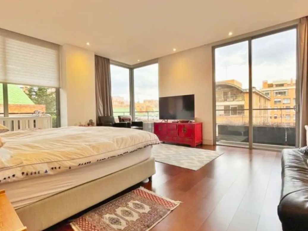Apartamento de 4 alcobas en venta en Chico Norte Et. Ii, Bogotá, 330 m² · foto 3 de 14