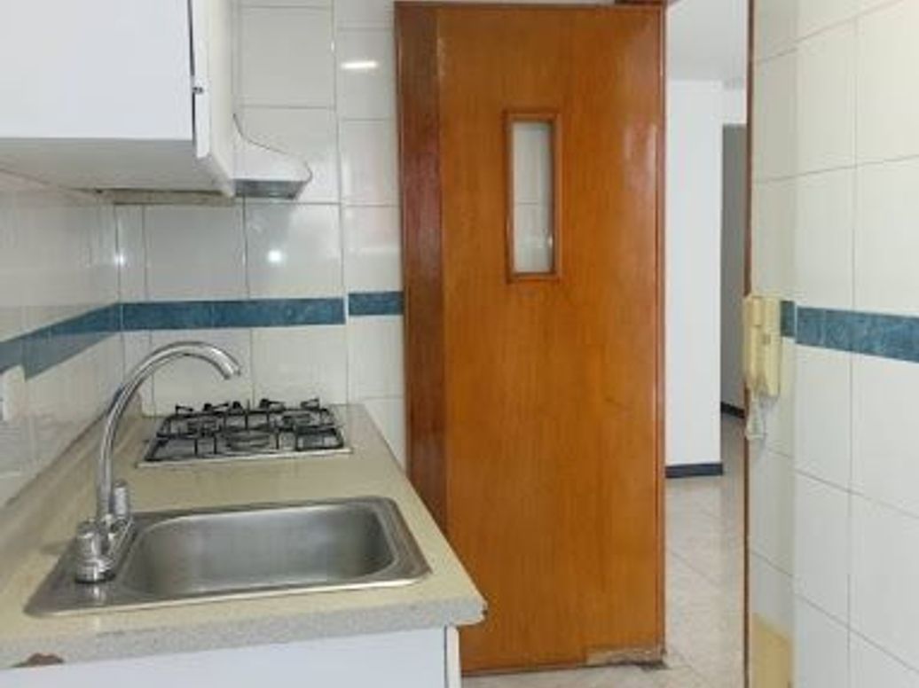 Apartamento de 1 alcoba en venta en Cedritos, Bogotá, 51 m² · foto 10 de 19