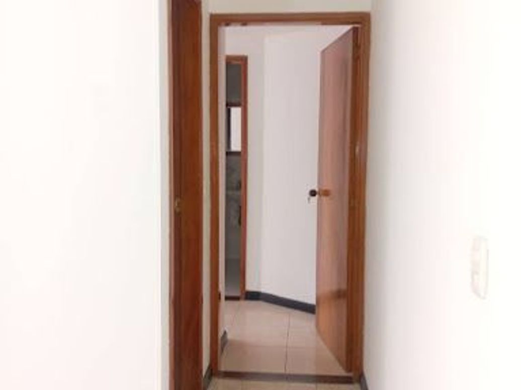 Apartamento de 1 alcoba en venta en Cedritos, Bogotá, 51 m² · foto 15 de 19