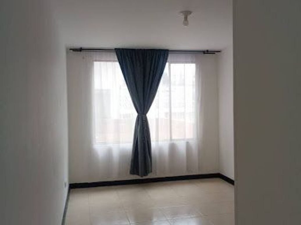 Apartamento de 1 alcoba en venta en Cedritos, Bogotá, 51 m² · foto 13 de 19