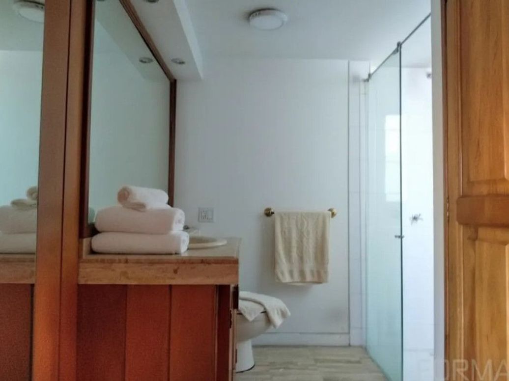 Apartamento de 3 alcobas en venta en Santa Barbara Occidental, Bogotá, 139 m² · foto 15 de 19