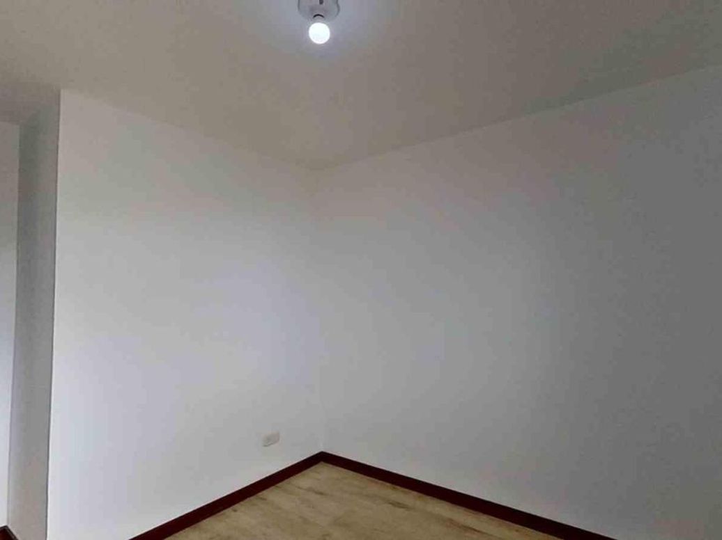 Apartamento de 3 alcobas en venta en San Antonio Noroccidental, Bogotá, 43 m² · foto 5 de 17