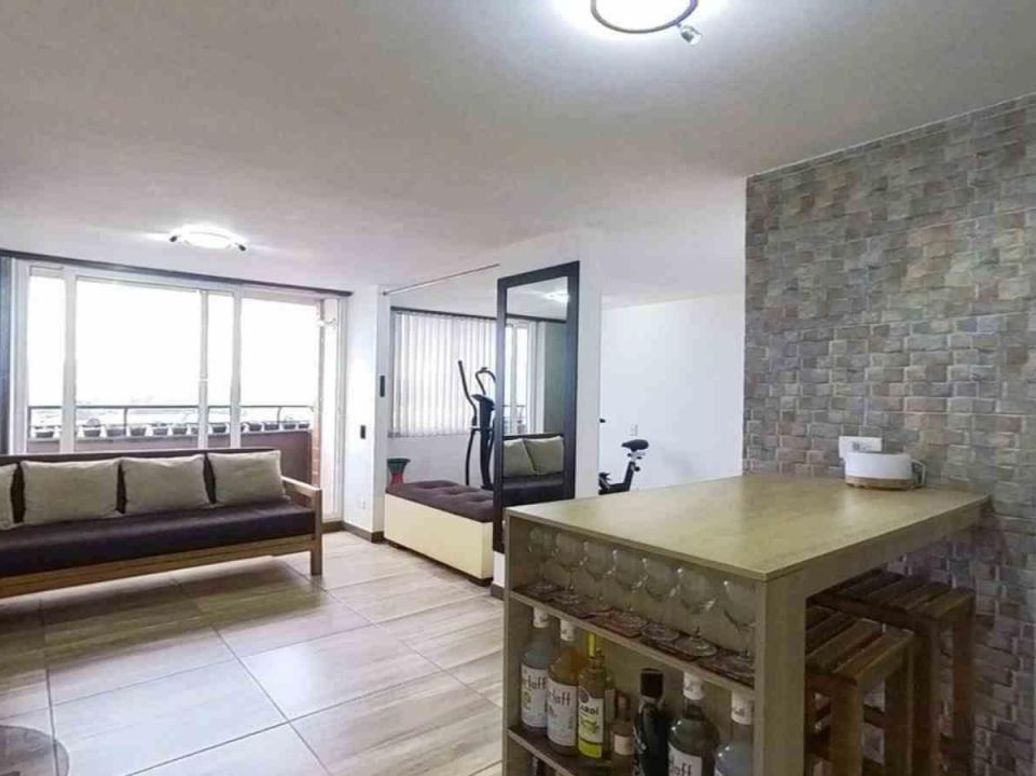 Apartamento de 3 alcobas en venta en Morabia, Bogotá, 48 m² · foto 2 de 16
