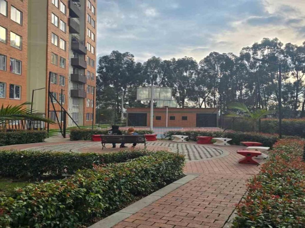 Apartamento de 3 alcobas en venta en Morabia, Bogotá, 48 m² · foto 15 de 16