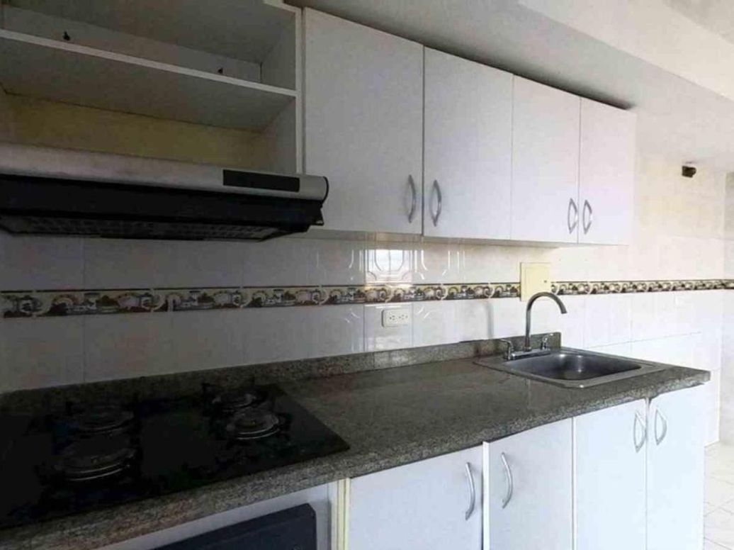 Apartamento de 4 alcobas en venta en Marsella, Bogotá, 91 m² · foto 9 de 20