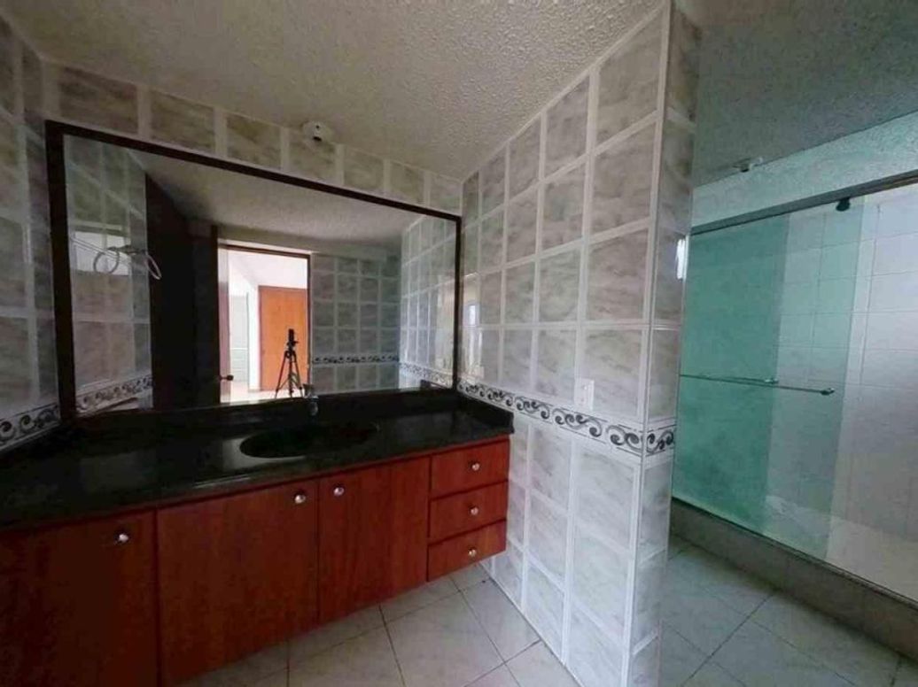 Apartamento de 4 alcobas en venta en Marsella, Bogotá, 91 m² · foto 11 de 20