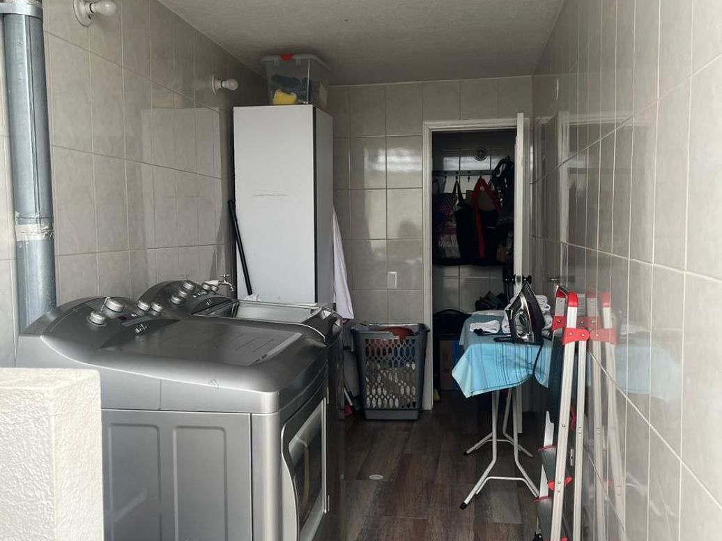 Casa de 4 alcobas en venta en Modelia Occidental, Bogotá, 300 m² · foto 5 de 17