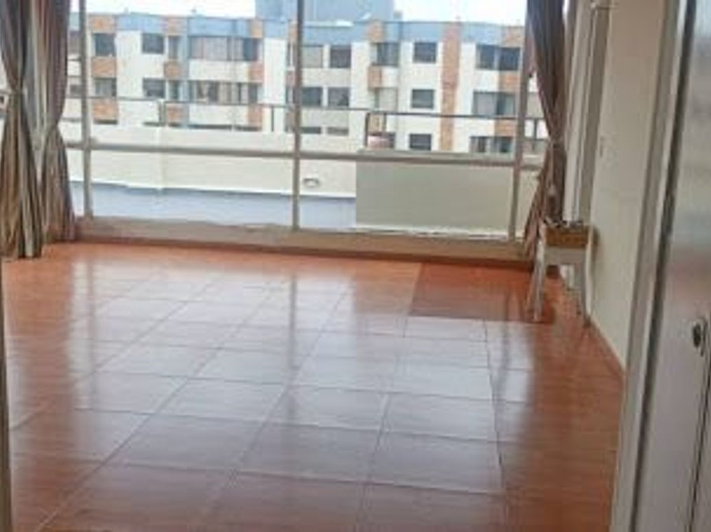 Apartamento de 3 alcobas en venta en Cedritos, Bogotá, 120 m² · foto 4 de 8