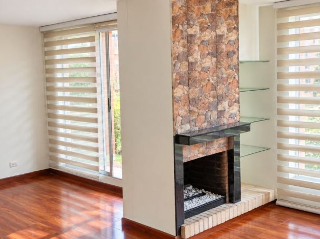 Apartamento de 3 alcobas en venta en Portales Del Norte, Bogotá, 92 m² · foto 4 de 15