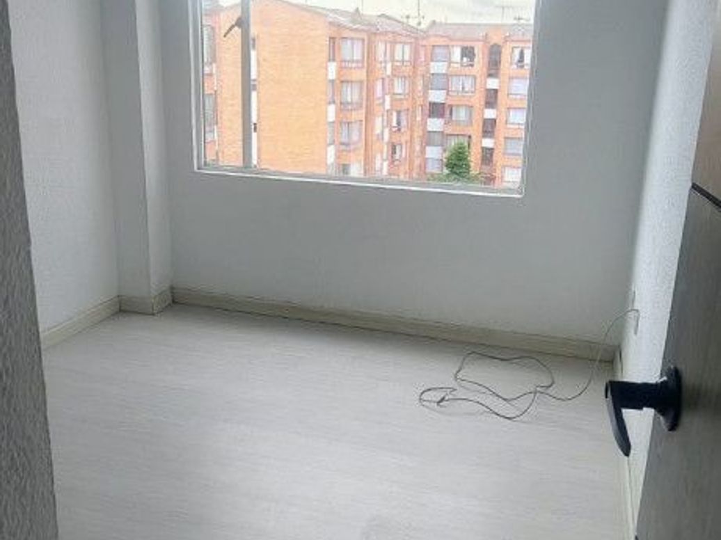 Apartamento de 3 alcobas en venta en Remanso Sur, Bogotá, 51 m² · foto 10 de 11