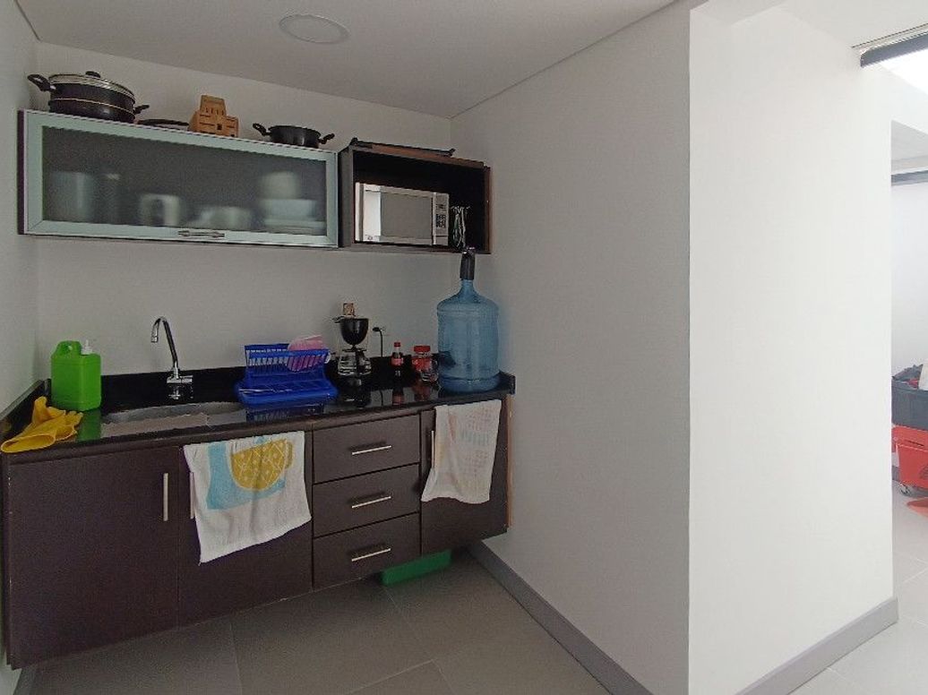 Casa de 5 alcobas en venta en Bosque Calderón, Bogotá, 384 m² · foto 11 de 19