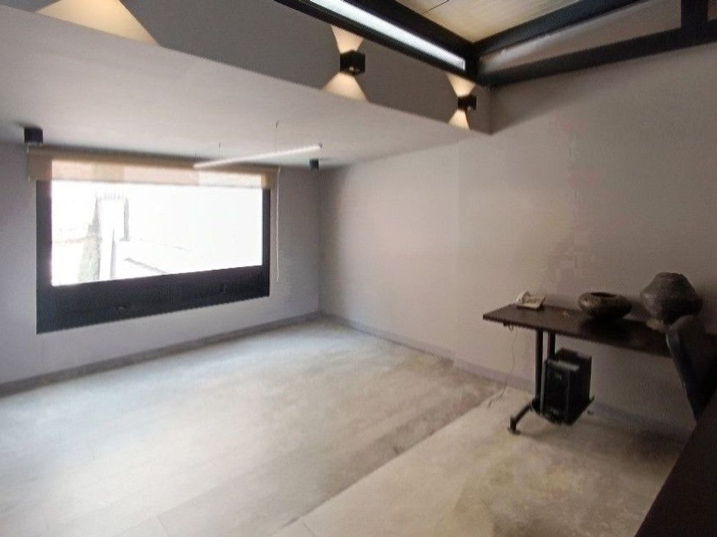 Casa de 5 alcobas en venta en Bosque Calderón, Bogotá, 384 m² · foto 2 de 19