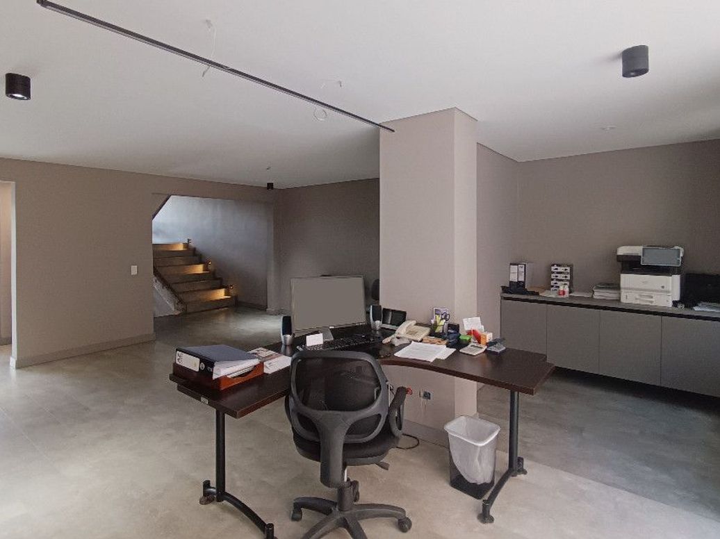 Casa de 5 alcobas en venta en Bosque Calderón, Bogotá, 384 m² · foto 17 de 19