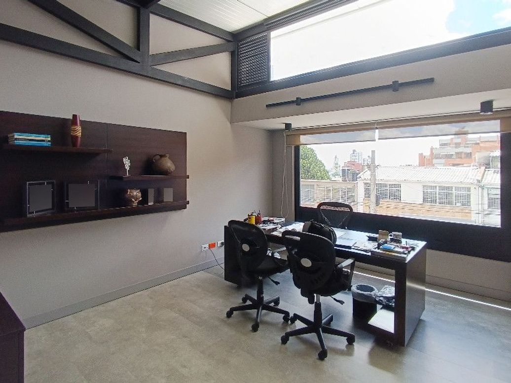 Casa de 5 alcobas en venta en Bosque Calderón, Bogotá, 384 m² · foto 4 de 19