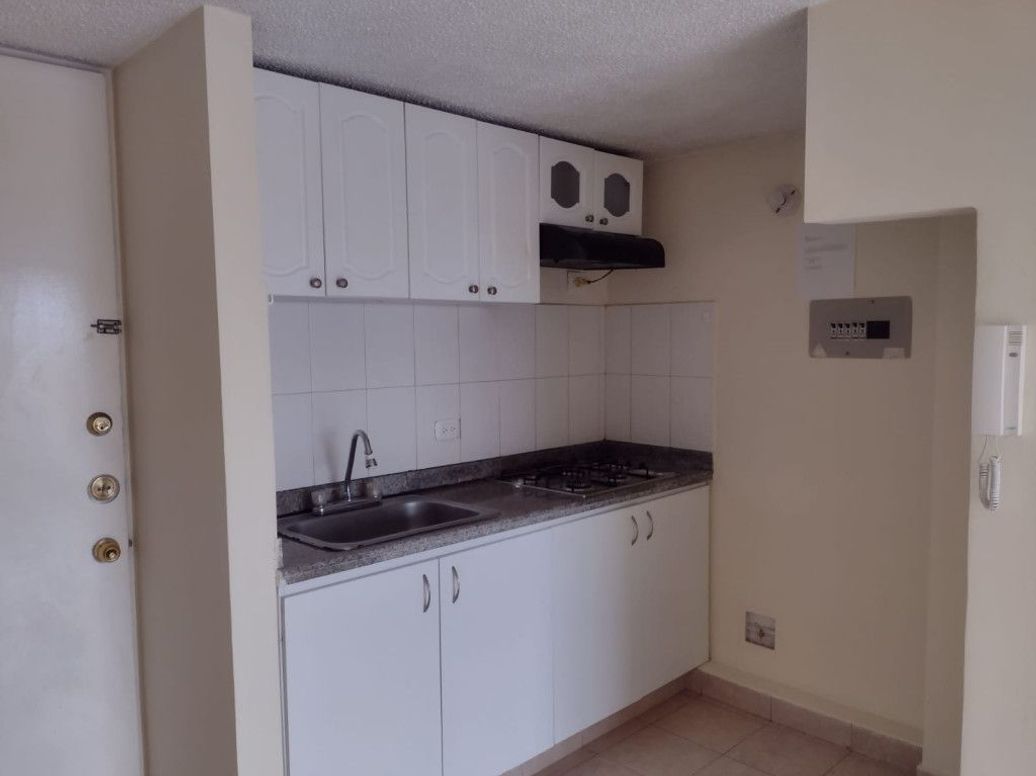 Apartamento de 3 alcobas en arriendo en Bosques De San Jorge, Bogotá, 46 m² · foto 5 de 16