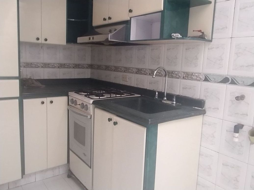 Casa de 3 alcobas en venta en Cr Portales De Villa Luz Et. Ii, Bogotá, 68 m² · foto 5 de 20