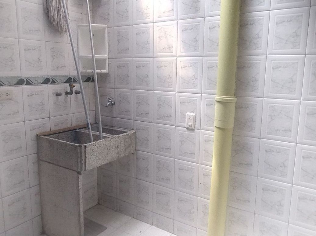 Casa de 3 alcobas en venta en Cr Portales De Villa Luz Et. Ii, Bogotá, 68 m² · foto 4 de 20