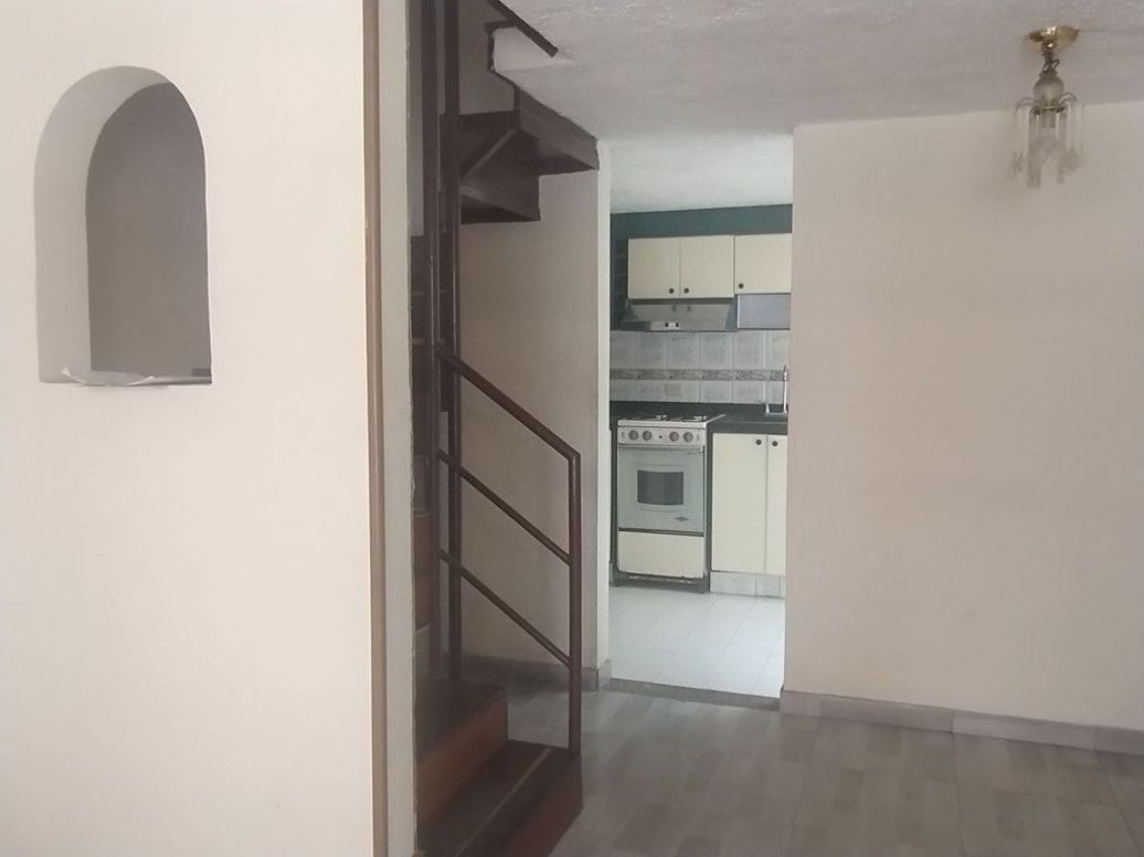 Casa de 3 alcobas en venta en Cr Portales De Villa Luz Et. Ii, Bogotá, 68 m² · foto 8 de 20