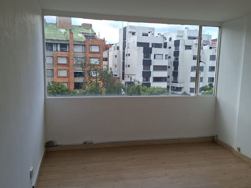 Apartamento de 3 alcobas en venta en Molinos Norte, Bogotá, 120 m² · foto 10 de 14