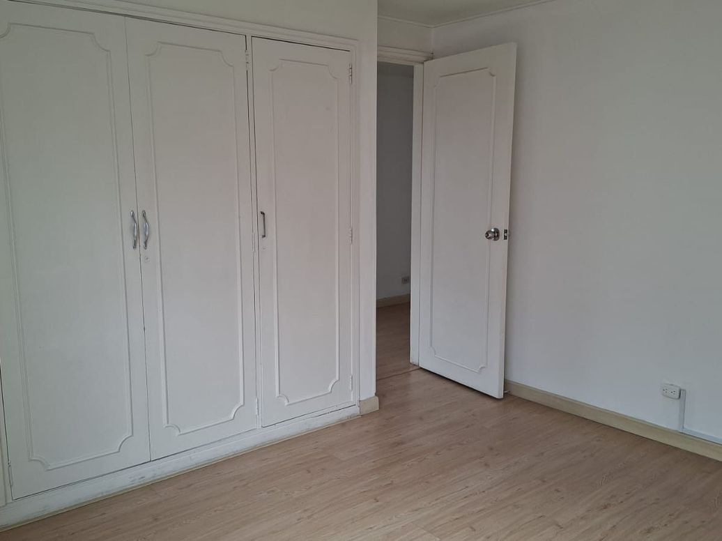 Apartamento de 3 alcobas en venta en Molinos Norte, Bogotá, 120 m² · foto 9 de 14