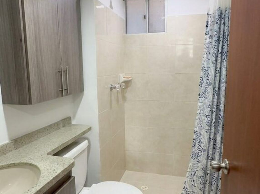 Apartamento de 3 alcobas en venta en Castilla, Bogotá, 68 m² · foto 5 de 8