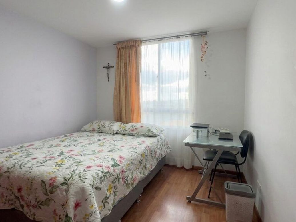 Apartamento de 3 alcobas en venta en Castilla, Bogotá, 68 m² · foto 3 de 8