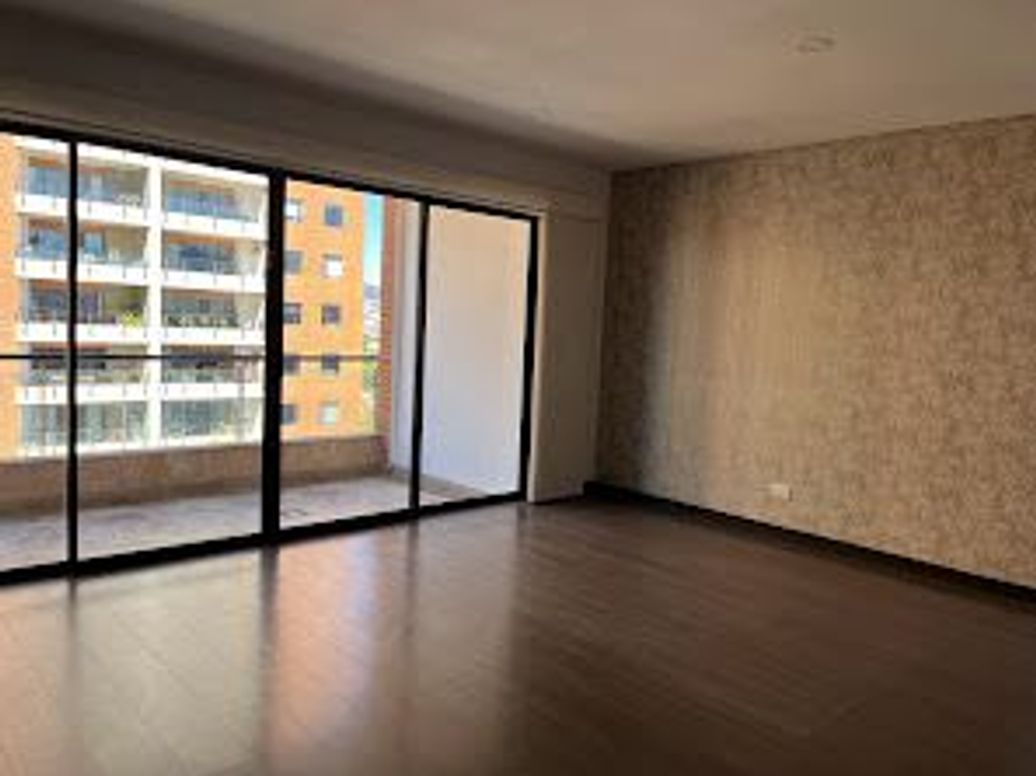 Apartamento de 3 alcobas en arriendo en Ub. Cordoba Niza, Bogotá, 164 m² · foto 2 de 19