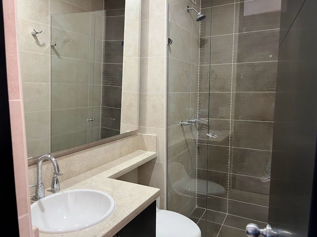 Apartamento de 3 alcobas en arriendo en Ub. Cordoba Niza, Bogotá, 164 m² · foto 15 de 19