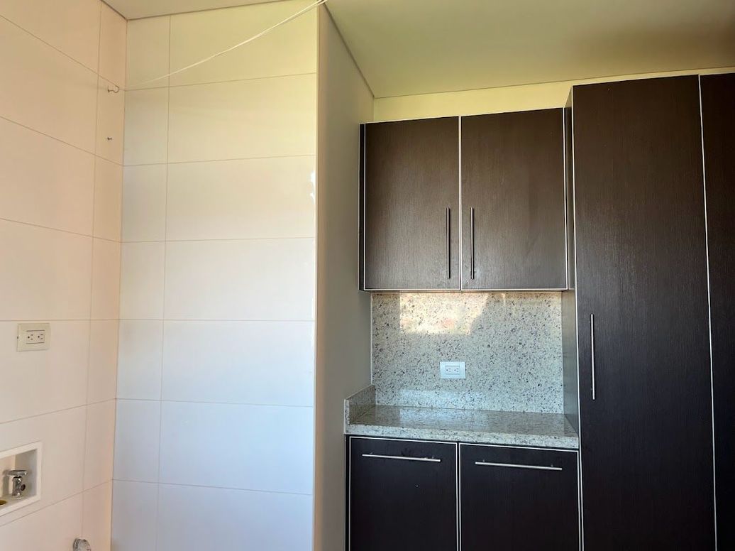 Apartamento de 3 alcobas en arriendo en Ub. Cordoba Niza, Bogotá, 164 m² · foto 7 de 19