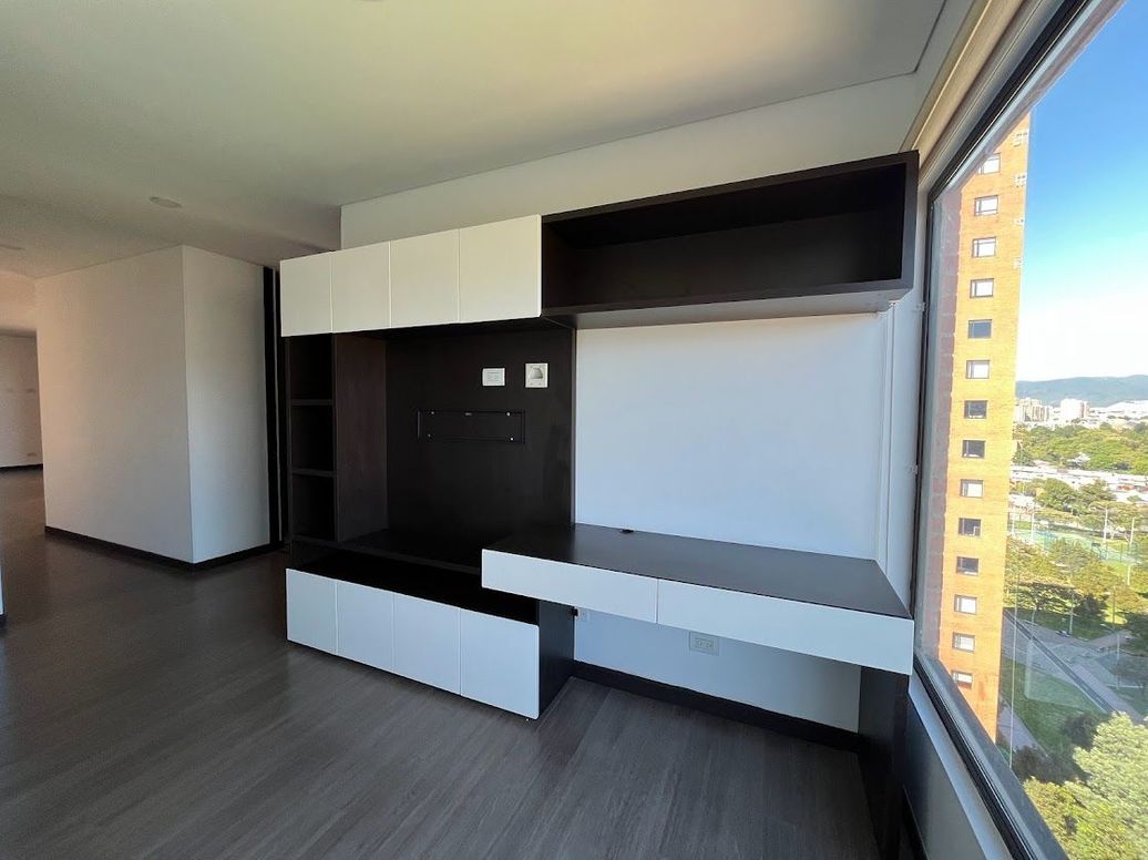 Apartamento de 3 alcobas en arriendo en Ub. Cordoba Niza, Bogotá, 164 m² · foto 9 de 19
