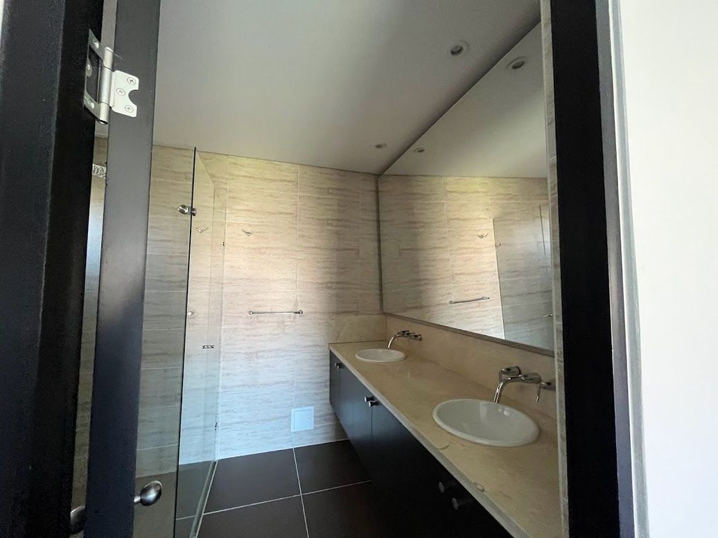 Apartamento de 3 alcobas en arriendo en Ub. Cordoba Niza, Bogotá, 164 m² · foto 18 de 19