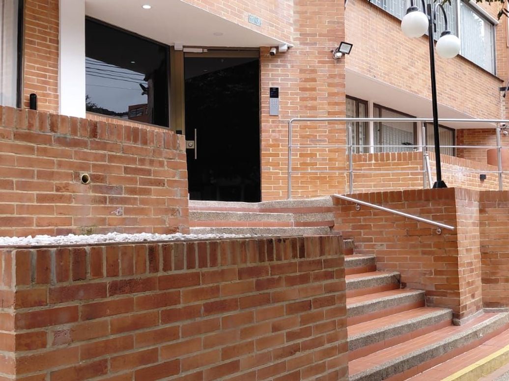 Apartamento de 2 alcobas en arriendo en Santa Barbara Central, Bogotá, 78 m² · foto 7 de 12