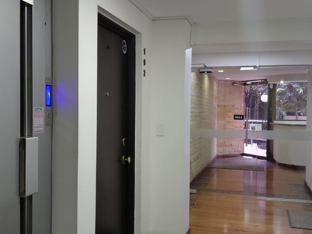 Apartamento de 2 alcobas en arriendo en Santa Barbara Central, Bogotá, 78 m² · foto 4 de 12