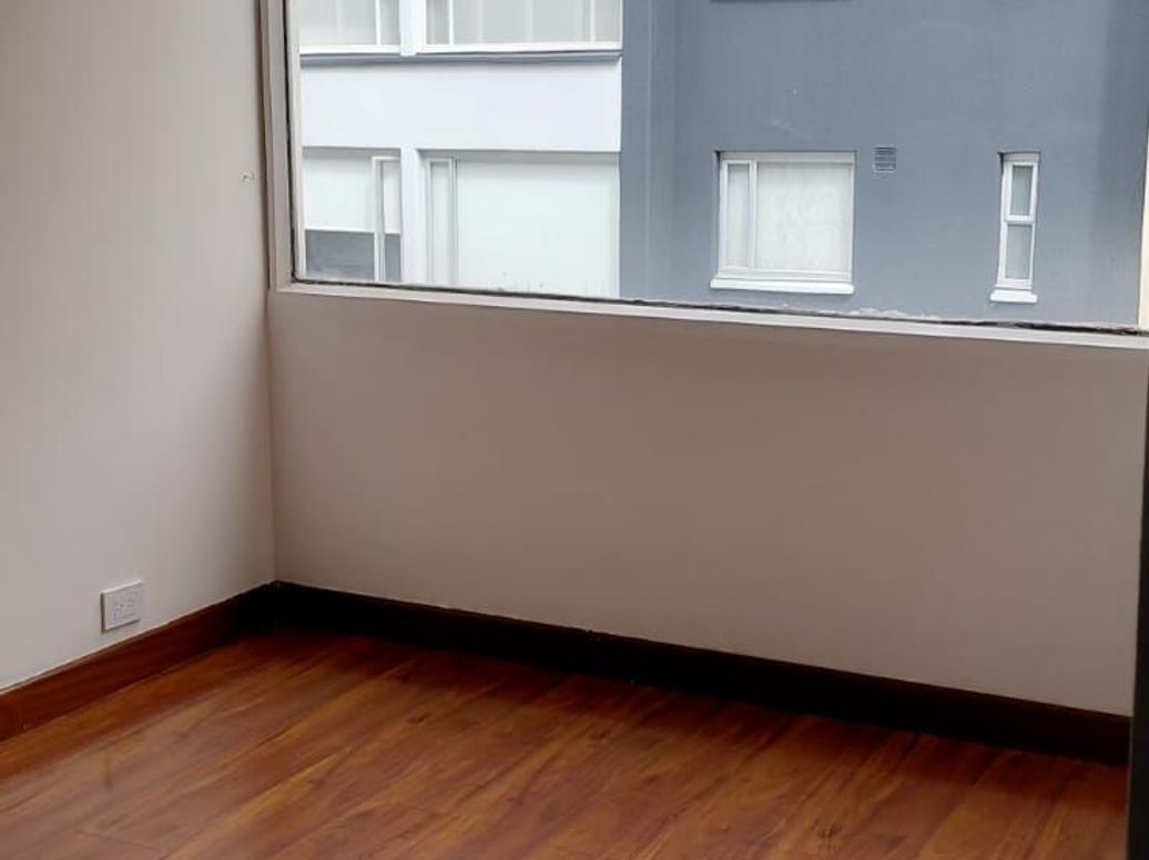 Apartamento de 2 alcobas en arriendo en Santa Barbara Central, Bogotá, 78 m² · foto 3 de 12