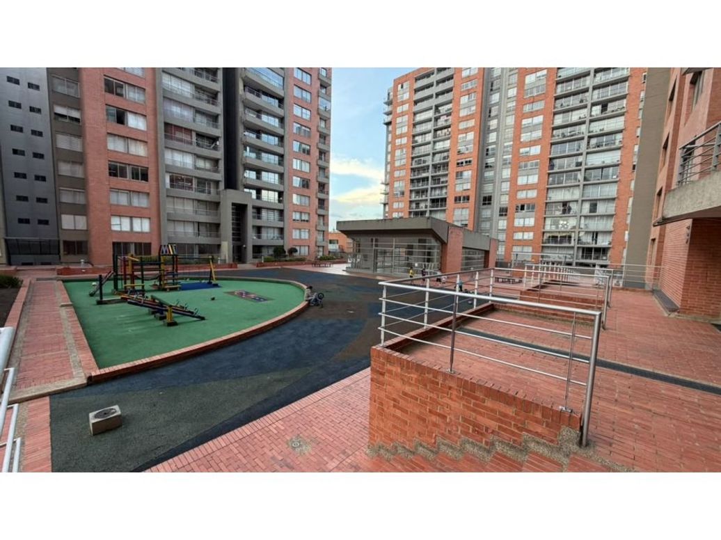 Apartamento de 3 alcobas en venta en Alameda, Bogotá, 107 m² · foto 18 de 20