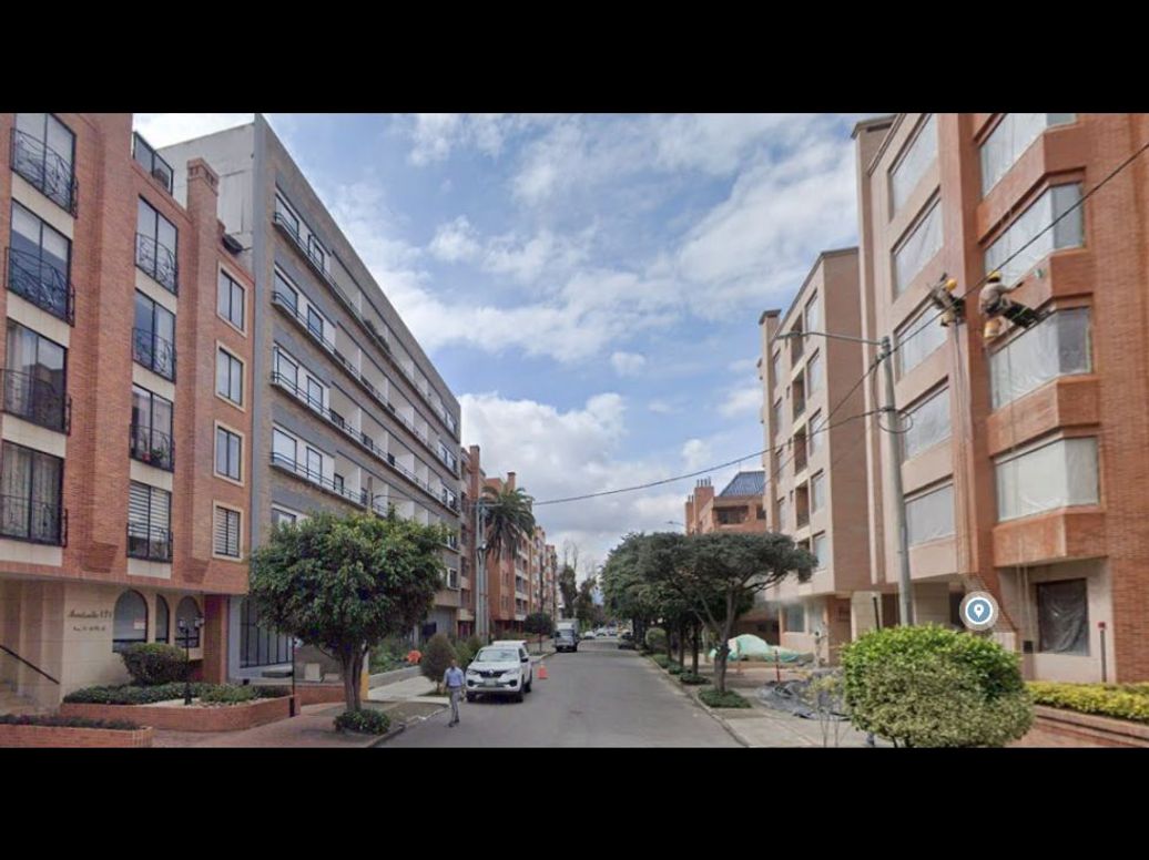 Apartamento de 2 alcobas en venta en Santa Barbara Occidental, Bogotá, 88 m² · foto 2 de 16