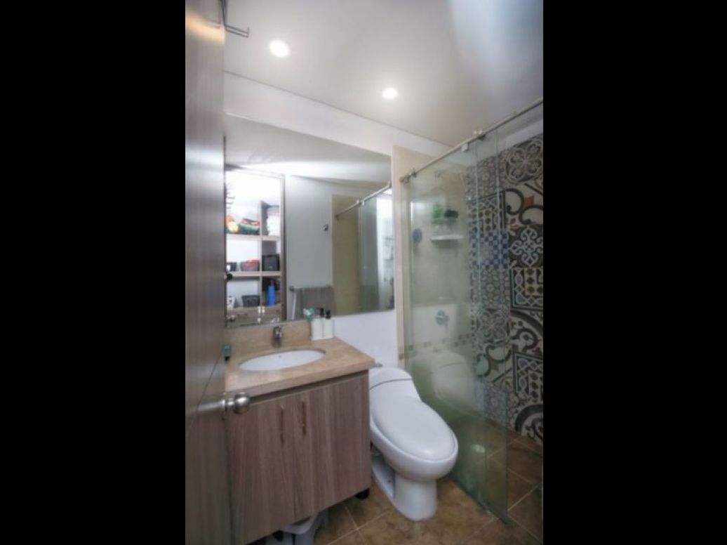 Apartaestudio en venta en Cedritos, Bogotá, 44 m² · foto 8 de 9