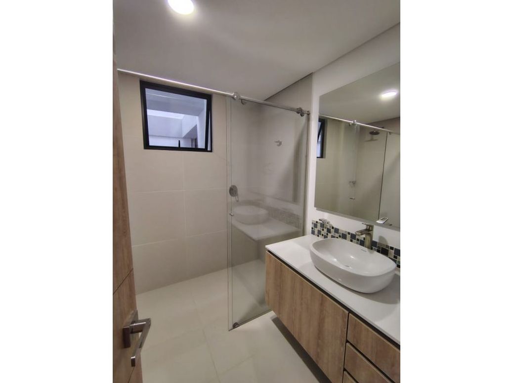Apartaestudio en venta en Santa Barbara Occidental, Bogotá, 44 m² · foto 14 de 15