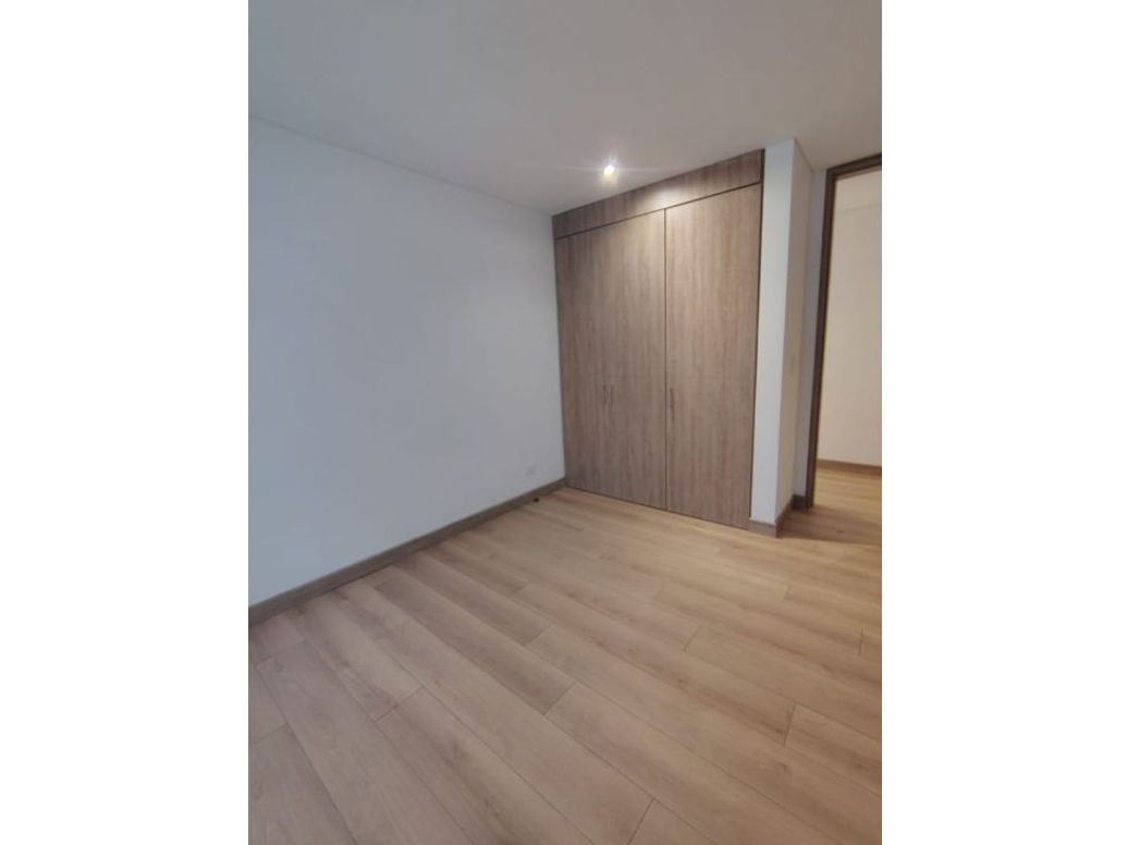 Apartaestudio en venta en Santa Barbara Occidental, Bogotá, 44 m² · foto 12 de 15